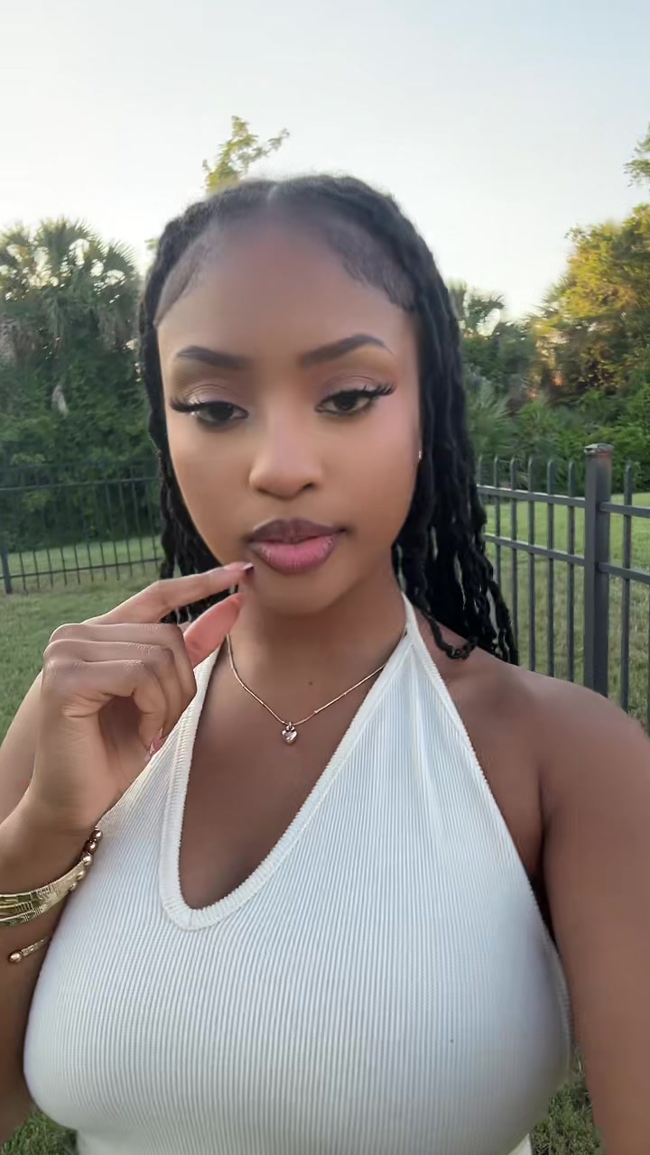 @azizamajor