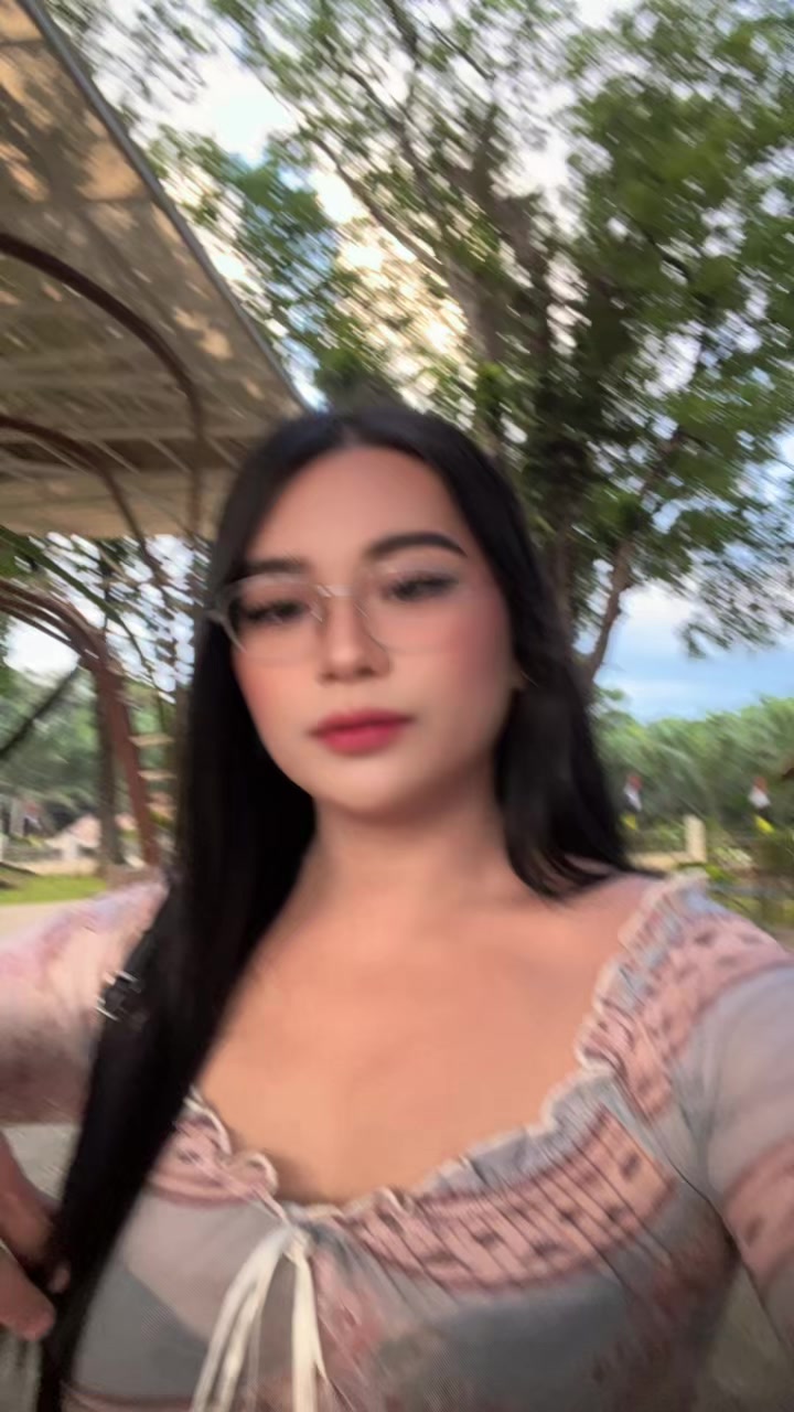 @ur_rhej