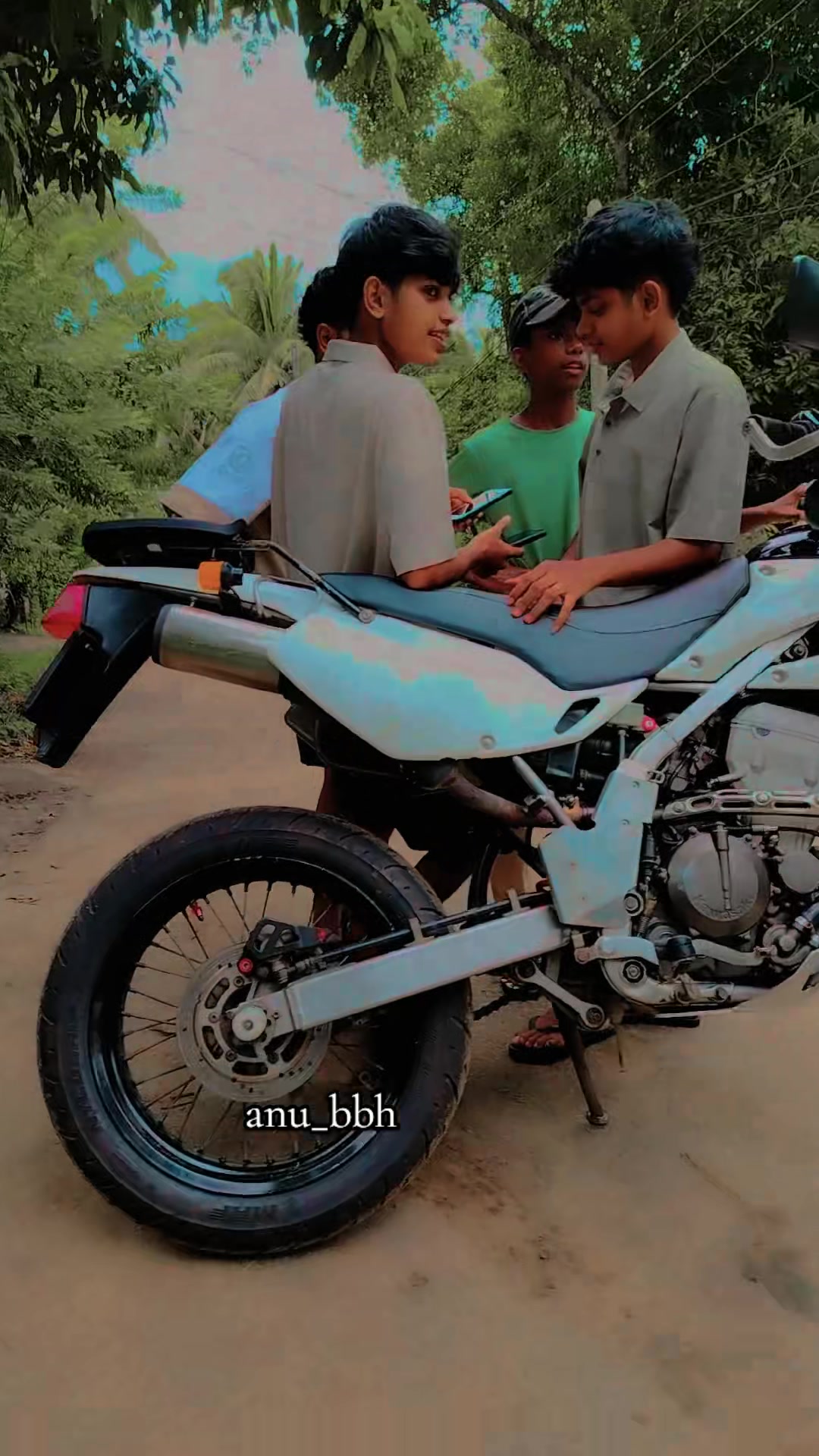 @anu_bbh