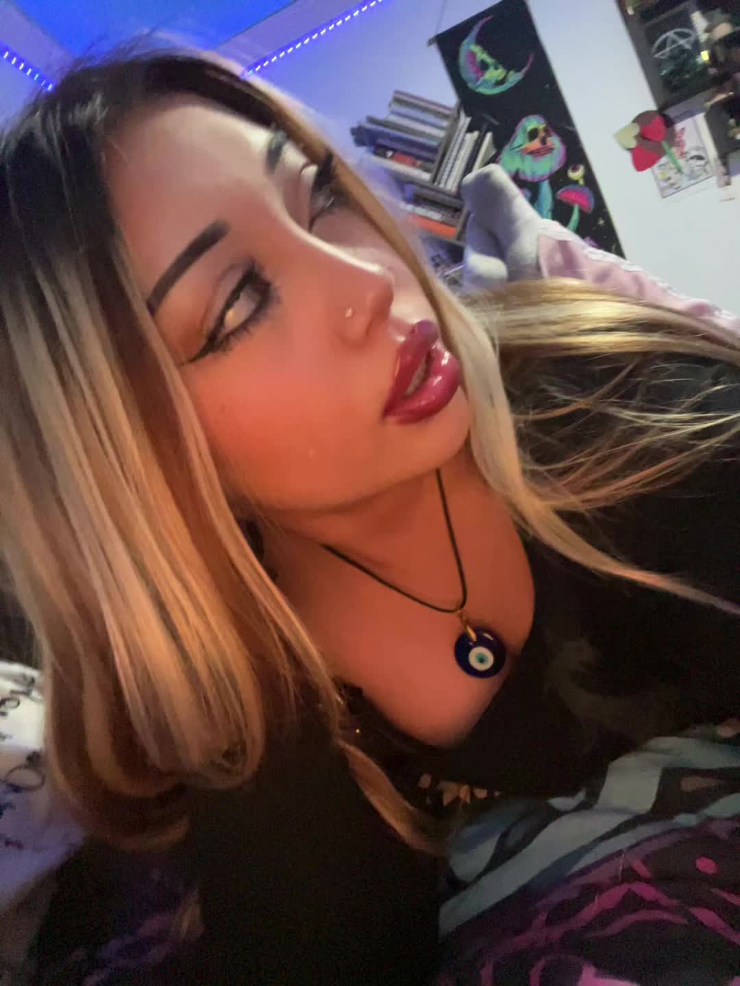 @🦆