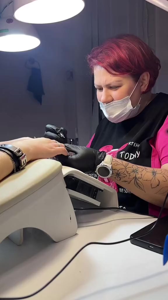 @T.E.S.Nails
