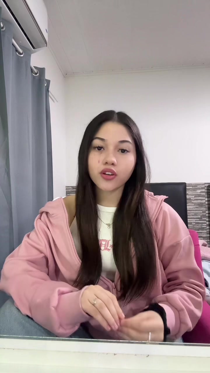 @Nicole