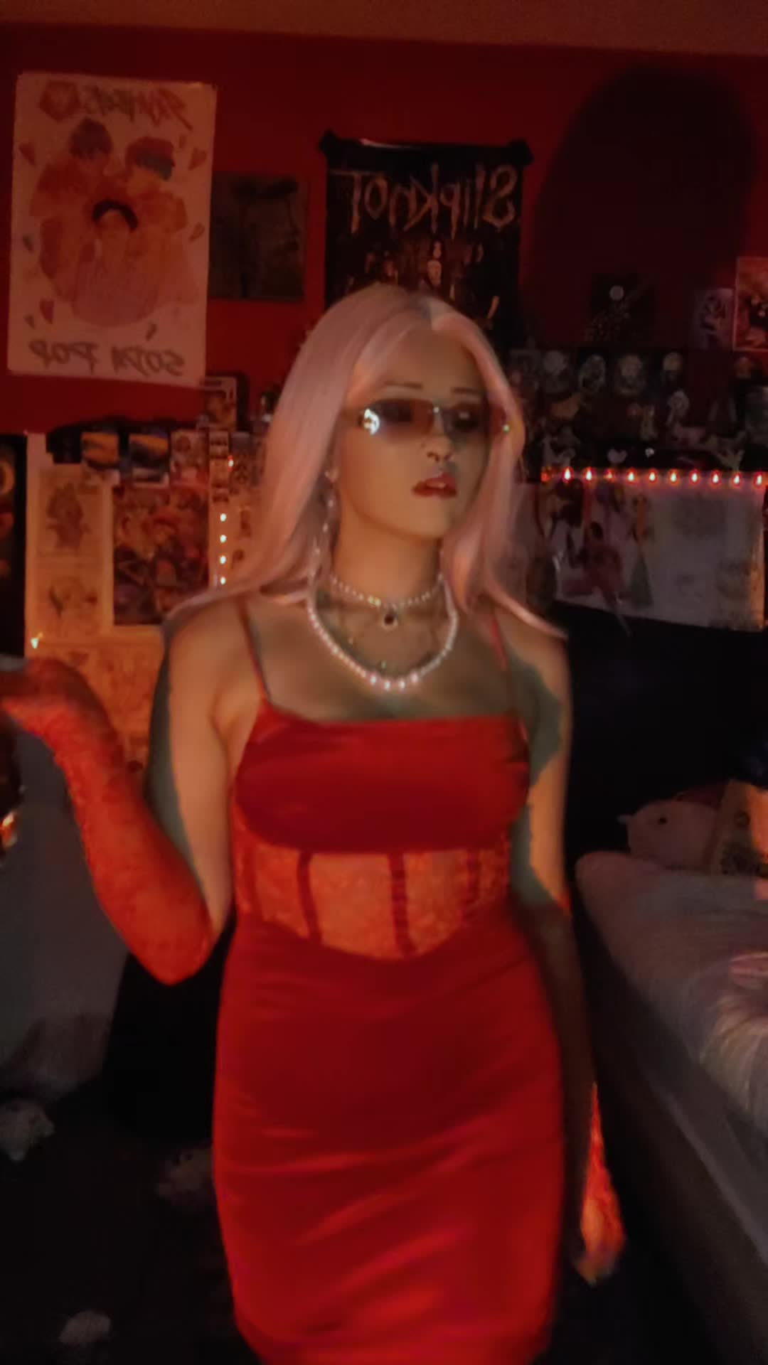 @Tired_cosplayz