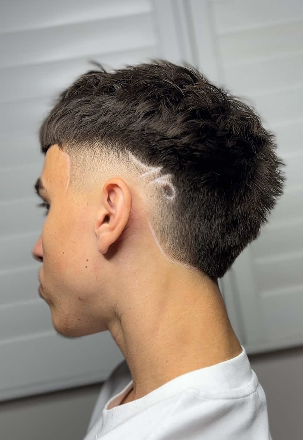 @OLI BARBER
