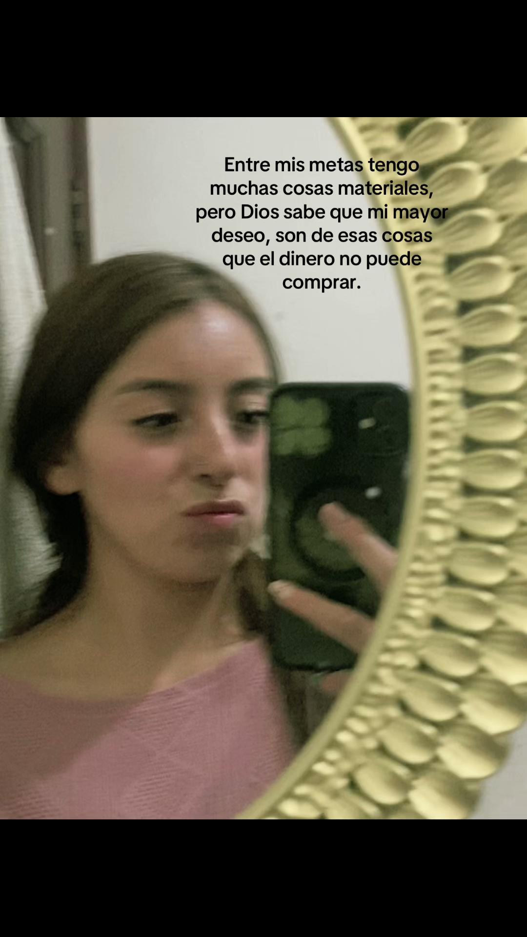 @Katerin Andrea ✨