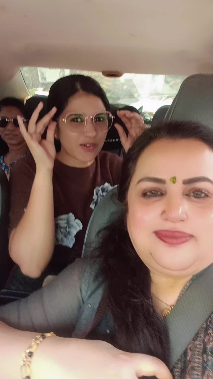 @Rathna916