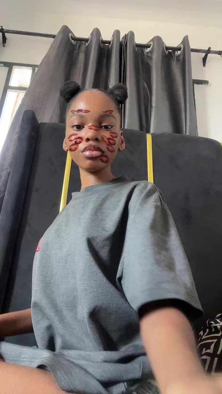 @Busychioma1