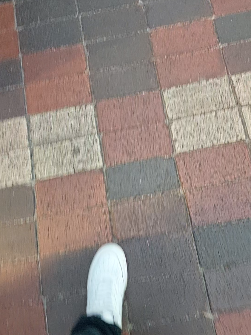 @-L-
