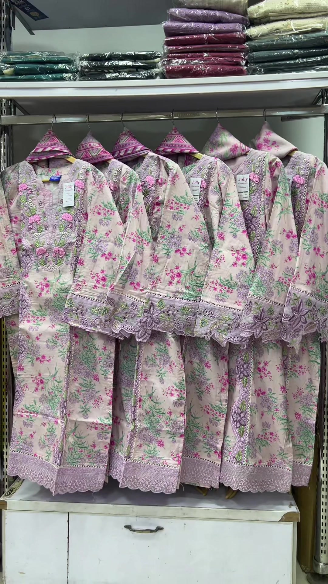 @jollygarments