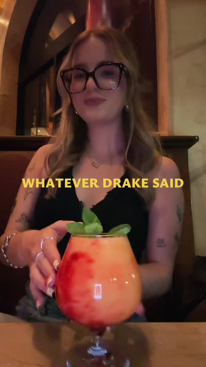 @thejuliannalarsen