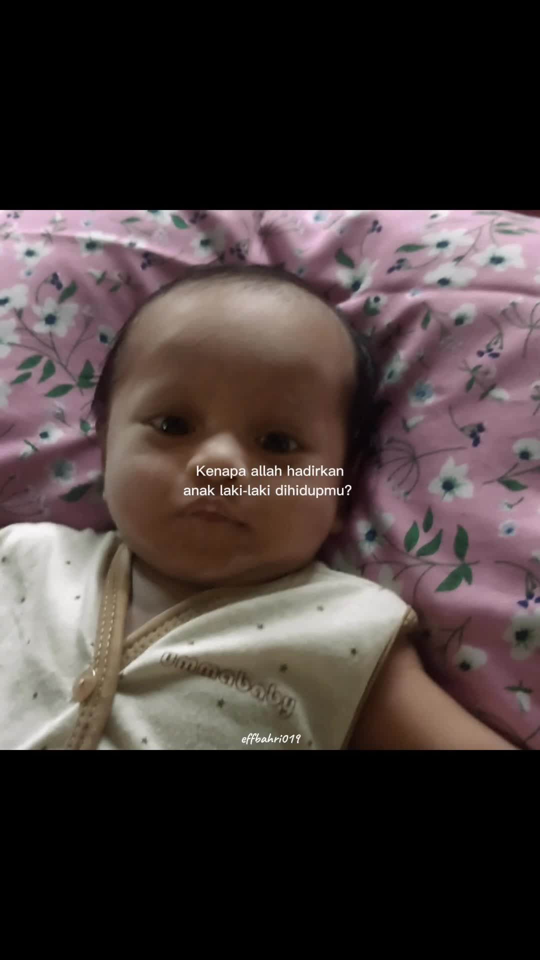 @gadis berkacamata🌸