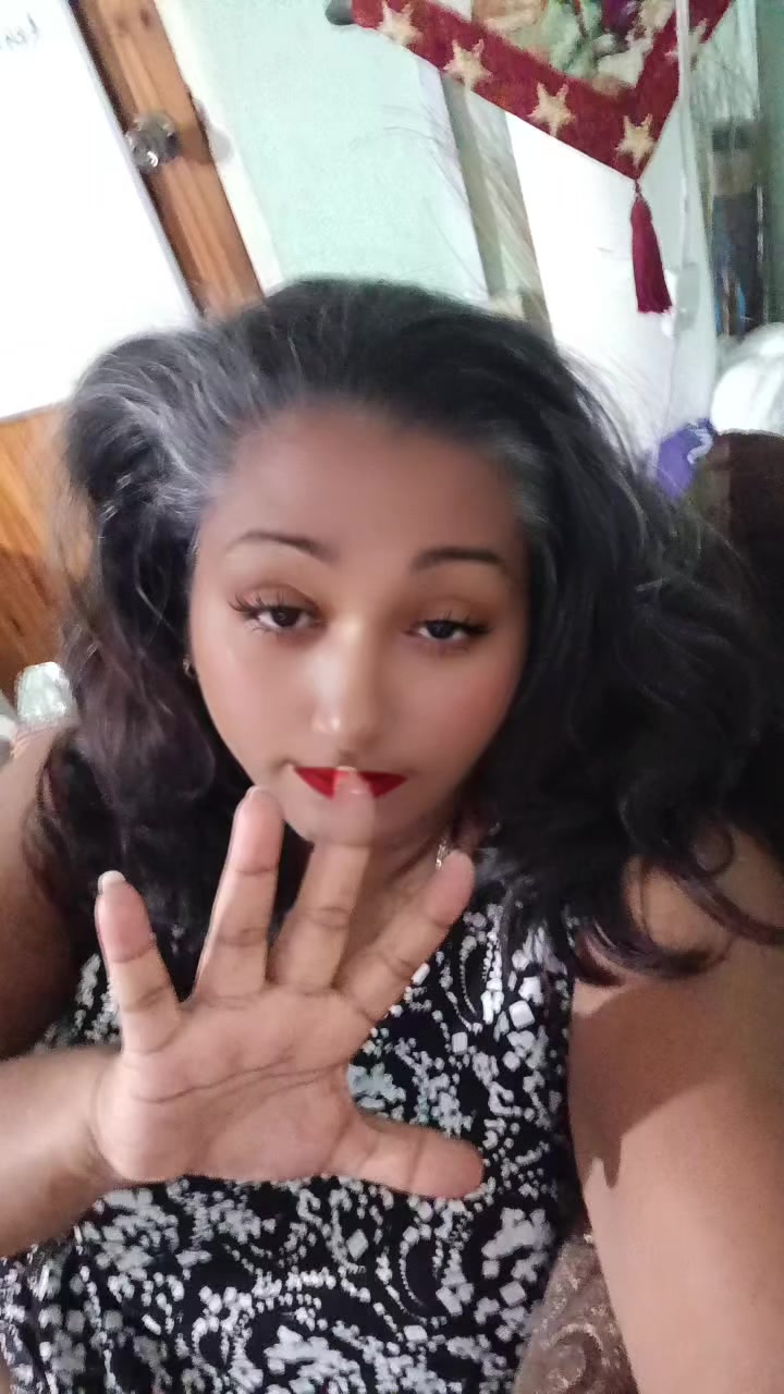 @dimples_00021