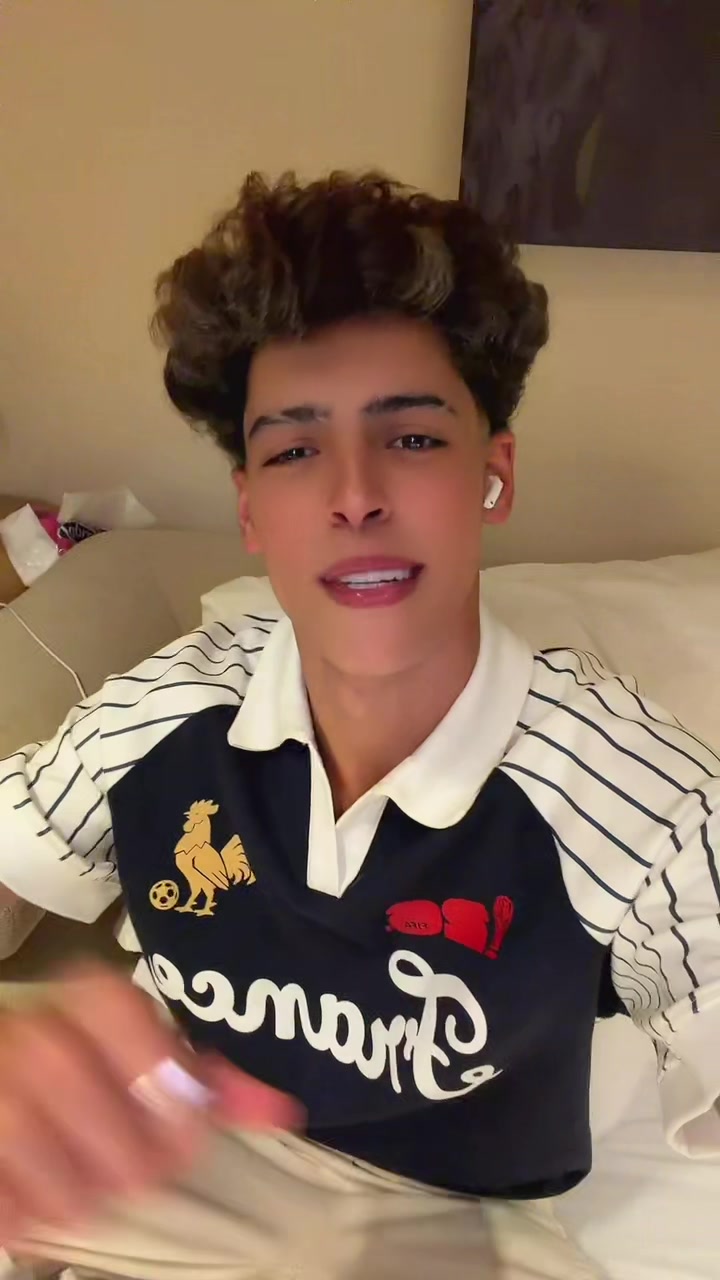@Zein🧜🏻♂️✨