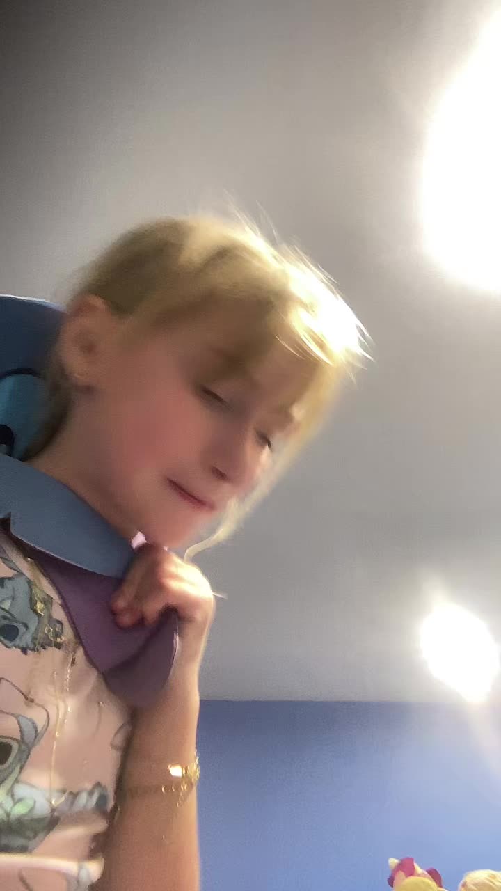 @TeddiAnne