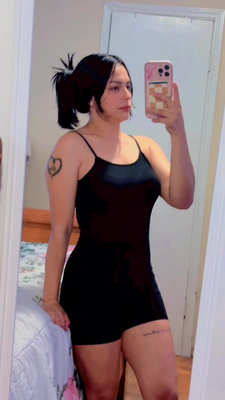 @🦋Estela🖤