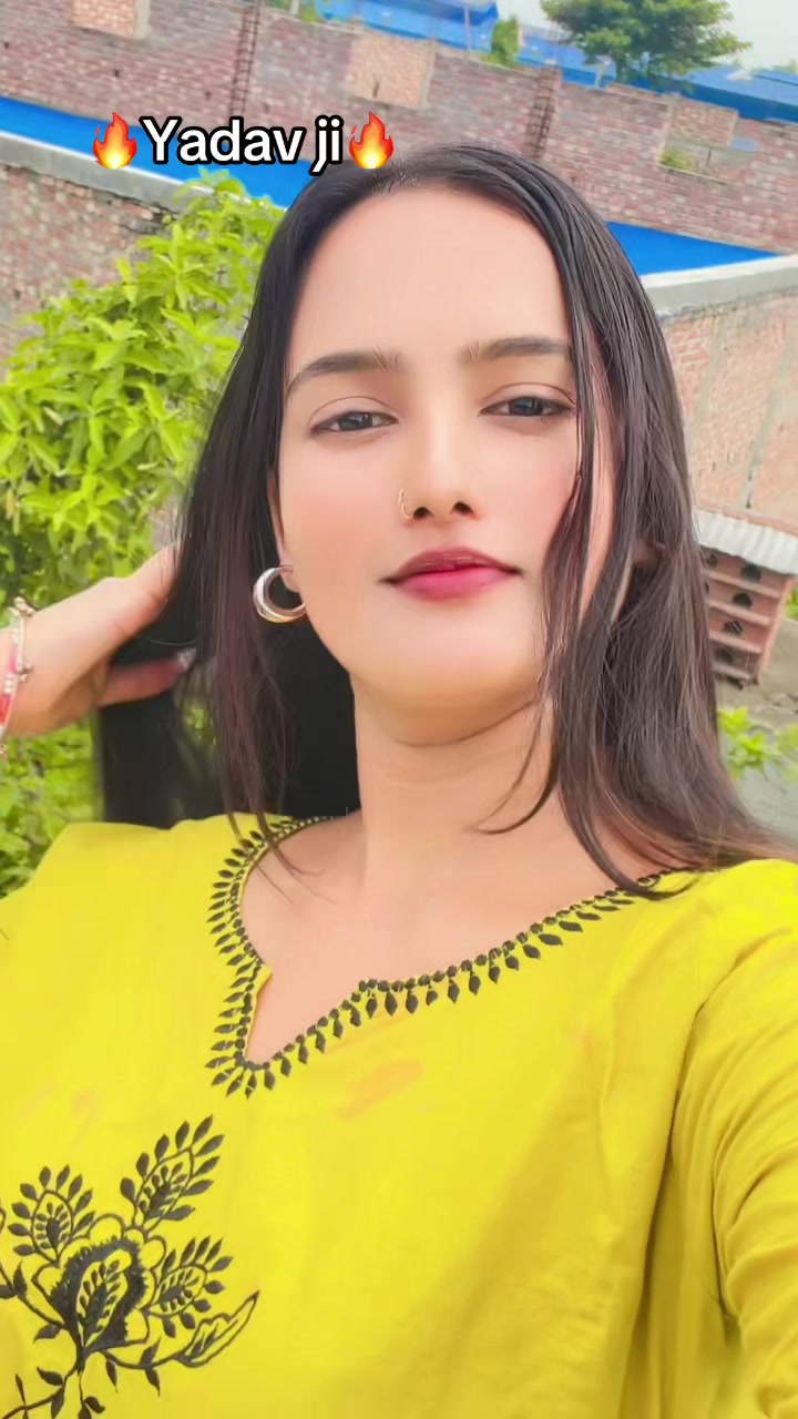 @Yadav girl🔥