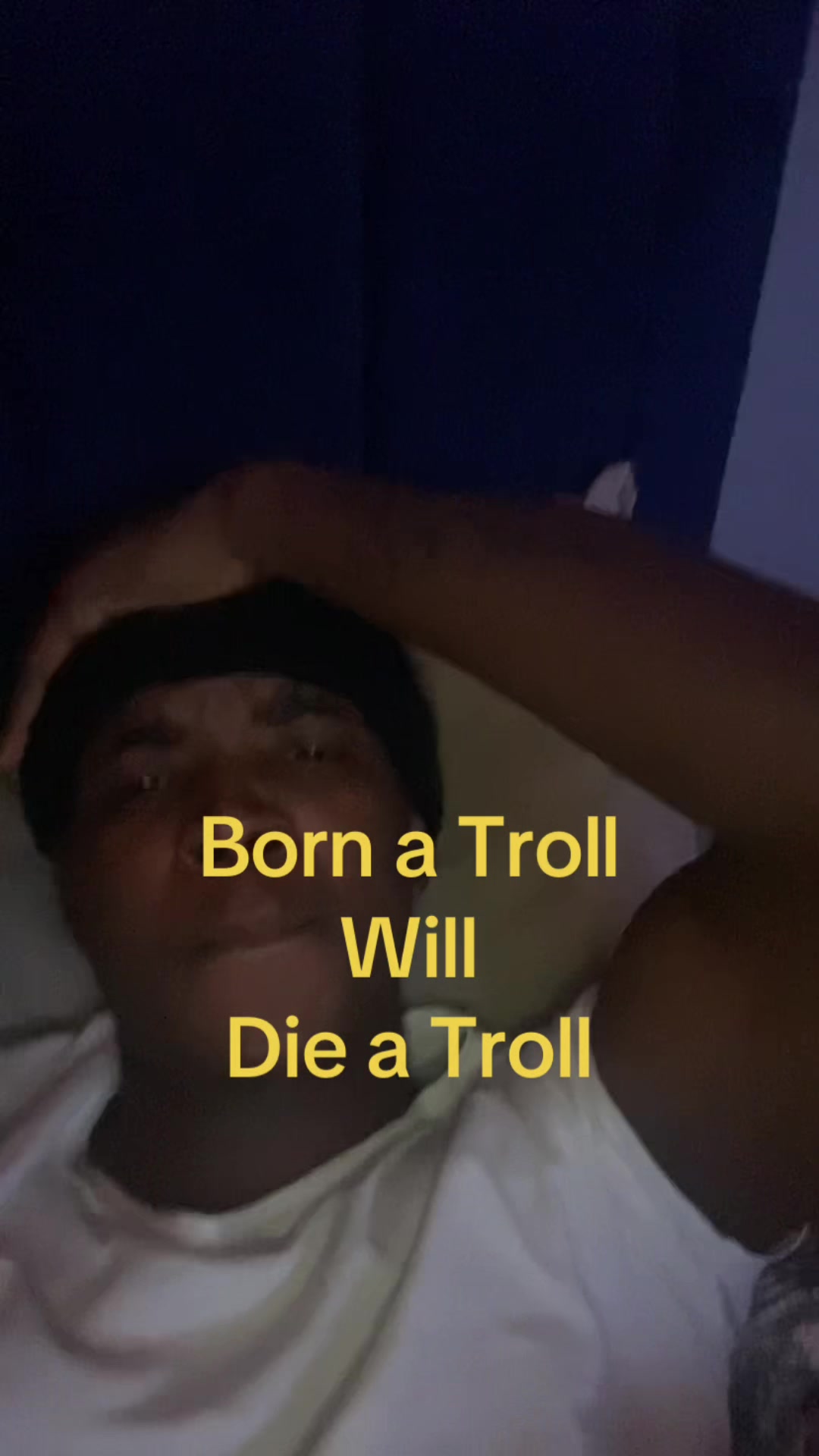 @￶