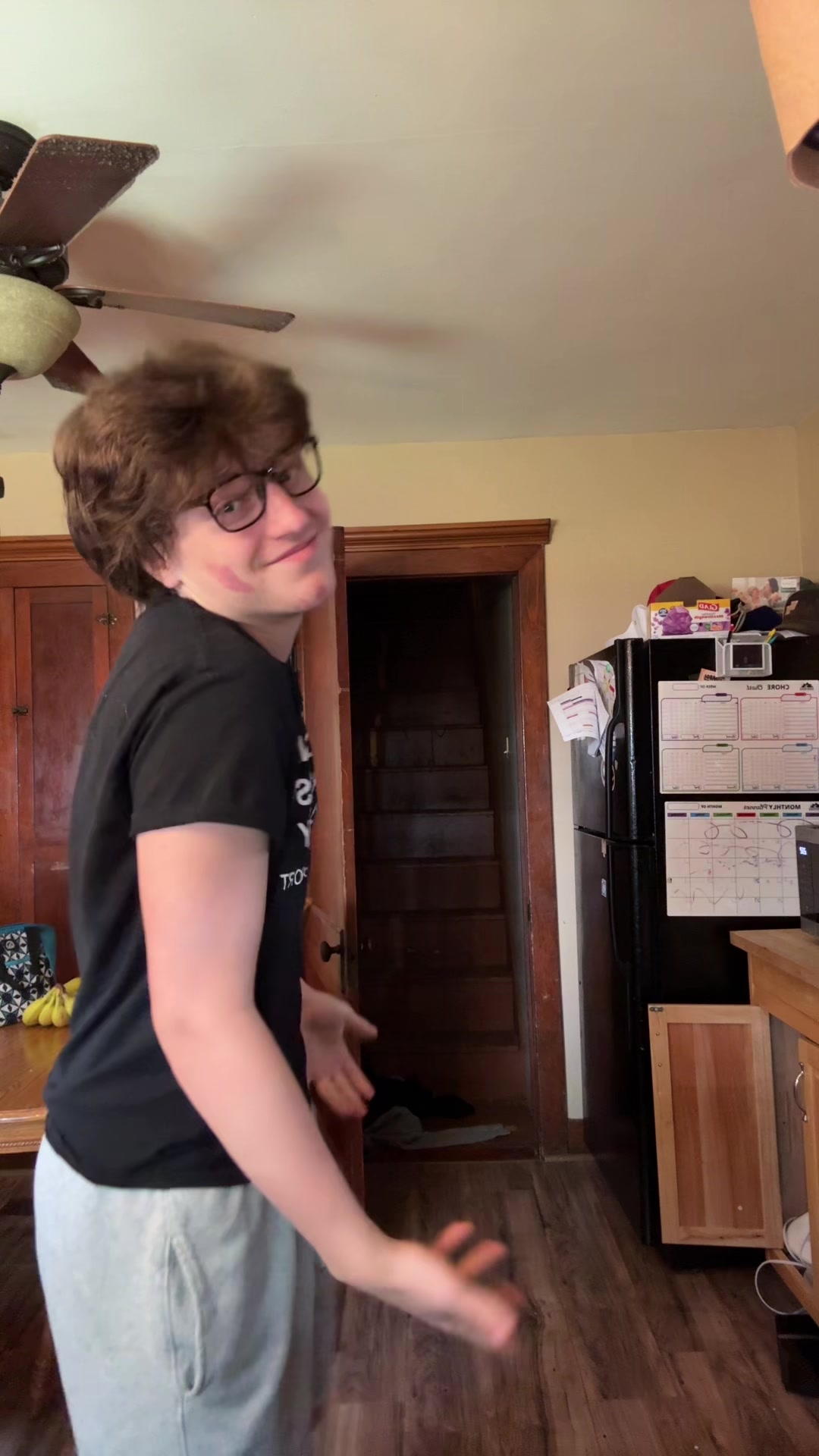 @james(GiggleSquad)