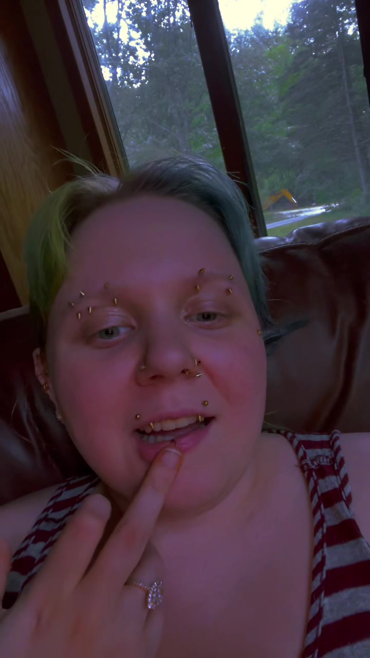 @StrawBarryLeopard