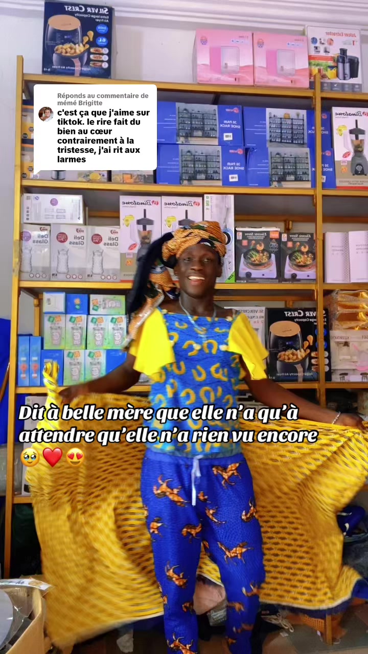 @MÉMÉ JULIE L'INTERNATIONAL 🌊