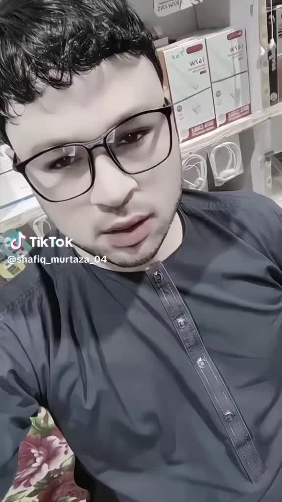 @Mehran Khantiktok.com/@1mehran