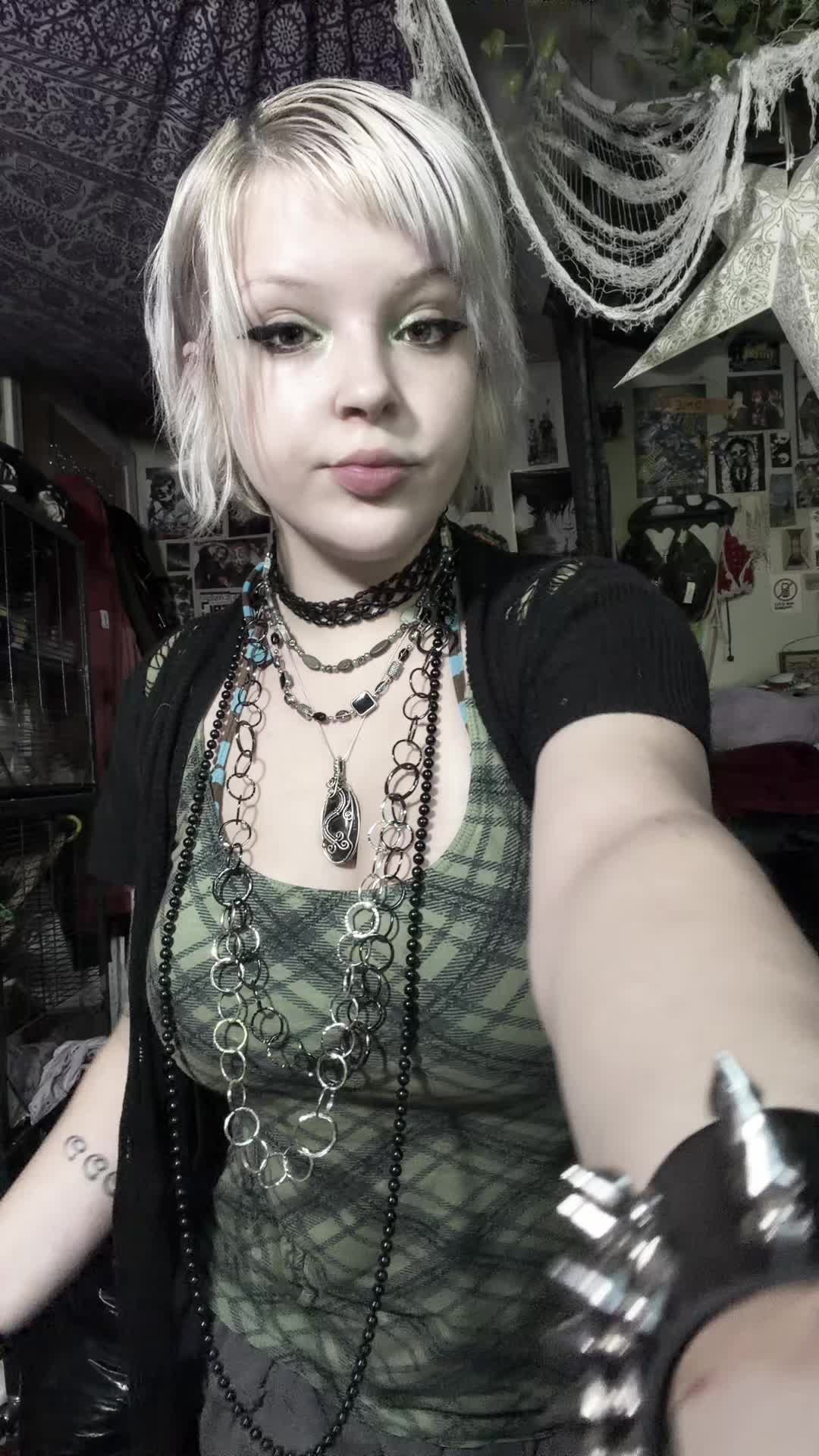 @xya <3