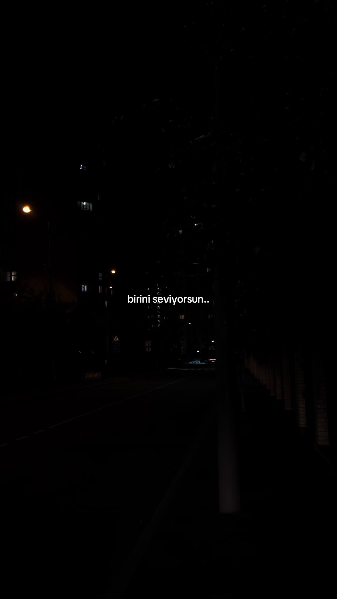 @𝓨.