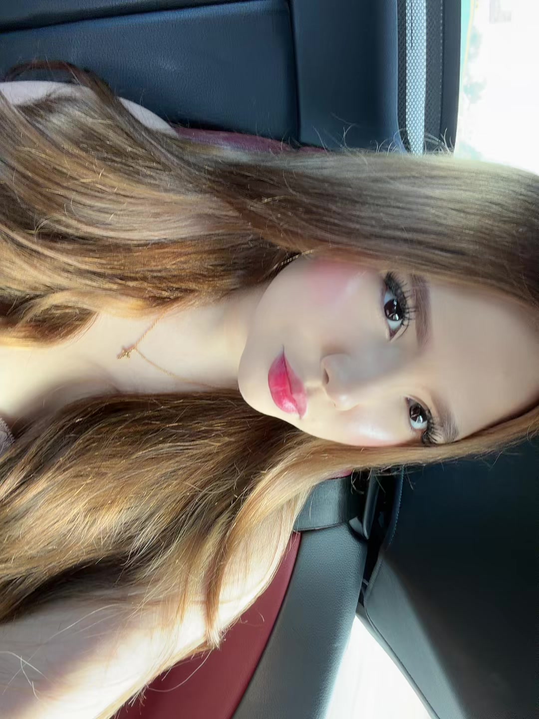 @Luci_leoonn