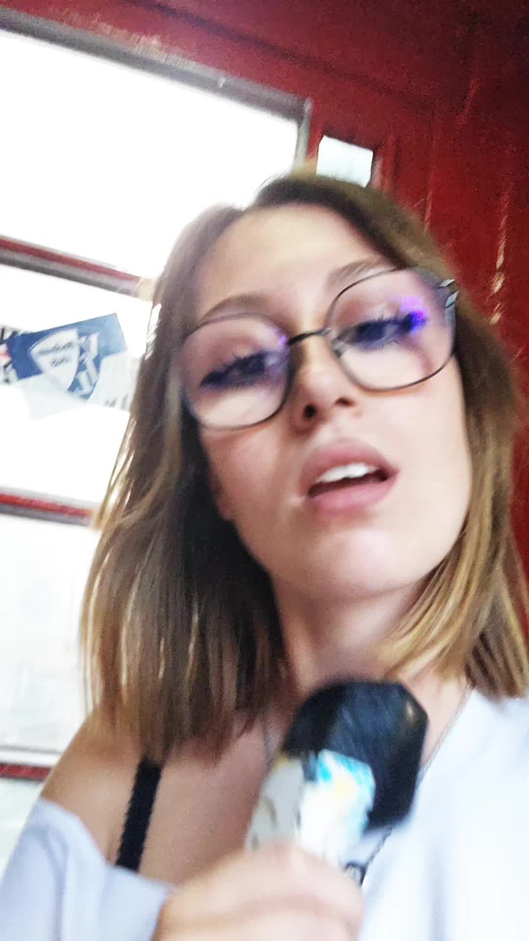 @Kh&eacute;lia &dagger;
