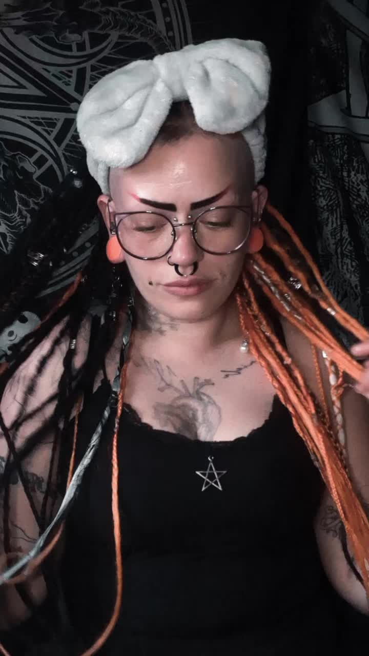 @꧁𖤍⛧𝖘̶𝖆̶𝖙̶𝖆̶𝖓̶⛧☠︎꧂