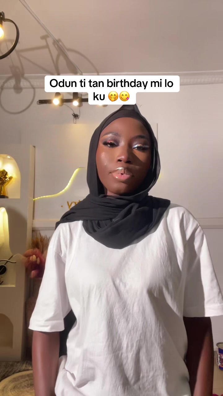 @PROPER YORUBA BABE 🖤