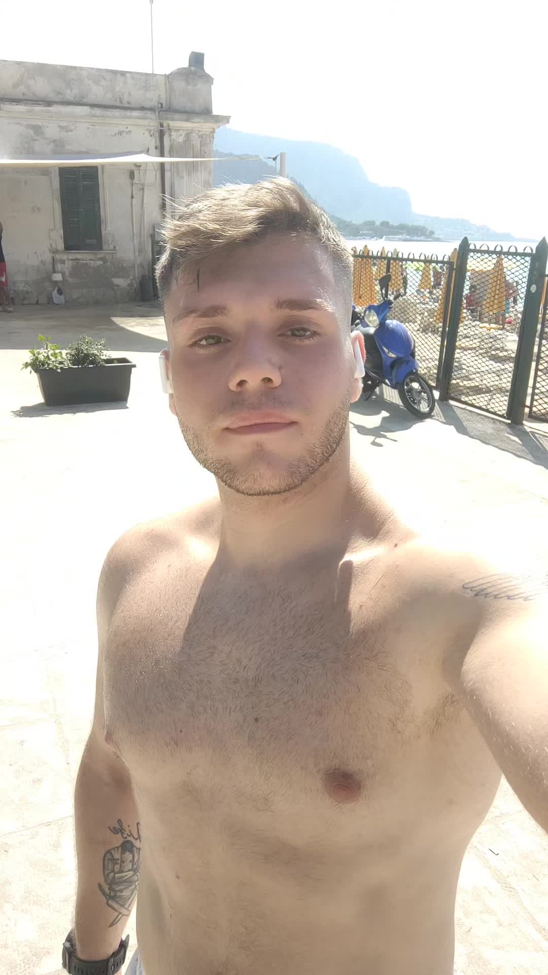 @Ale