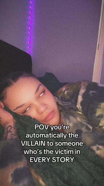 @Livv👑