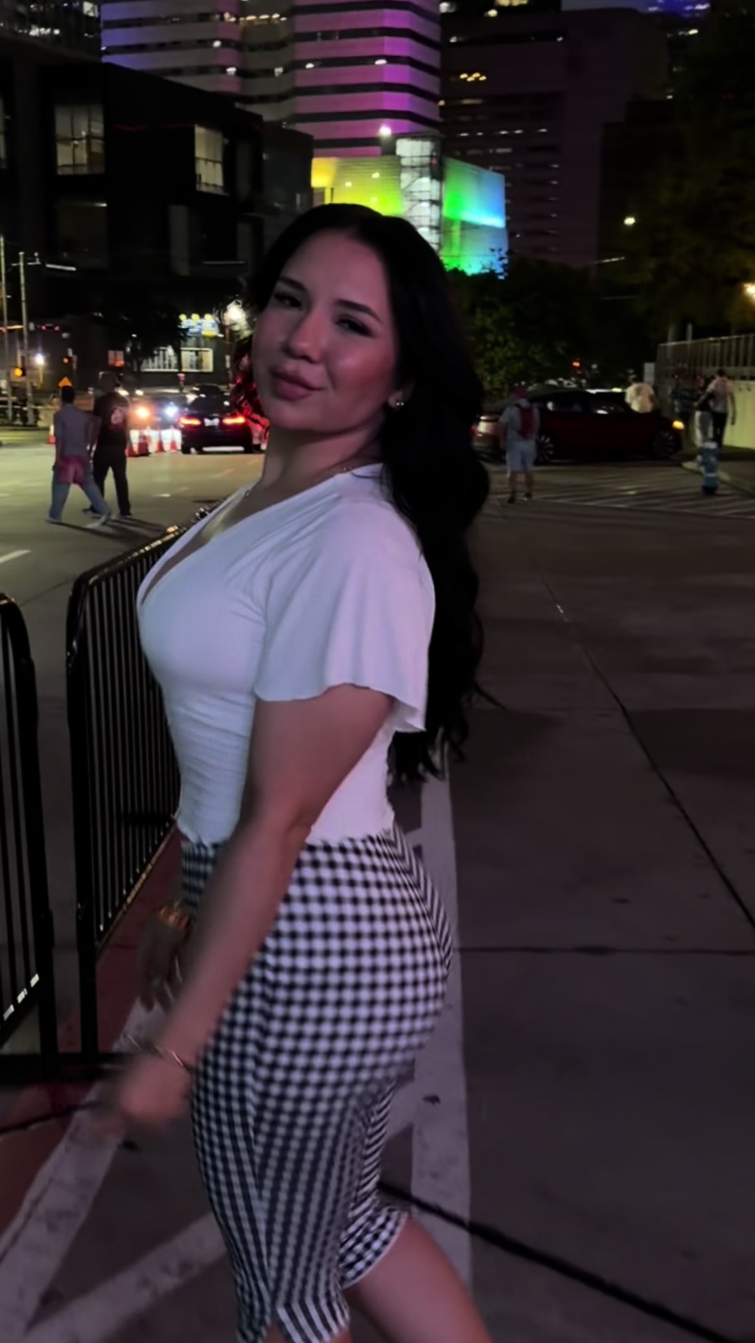 @charlynleal