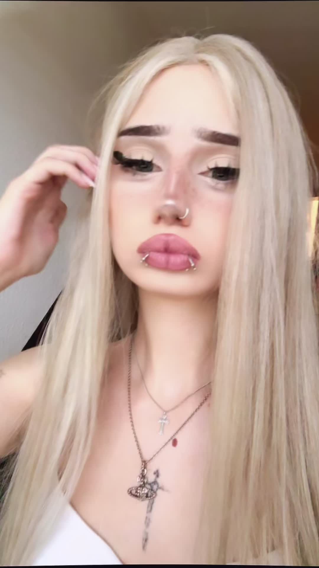 @Юлия👺🏴☠️