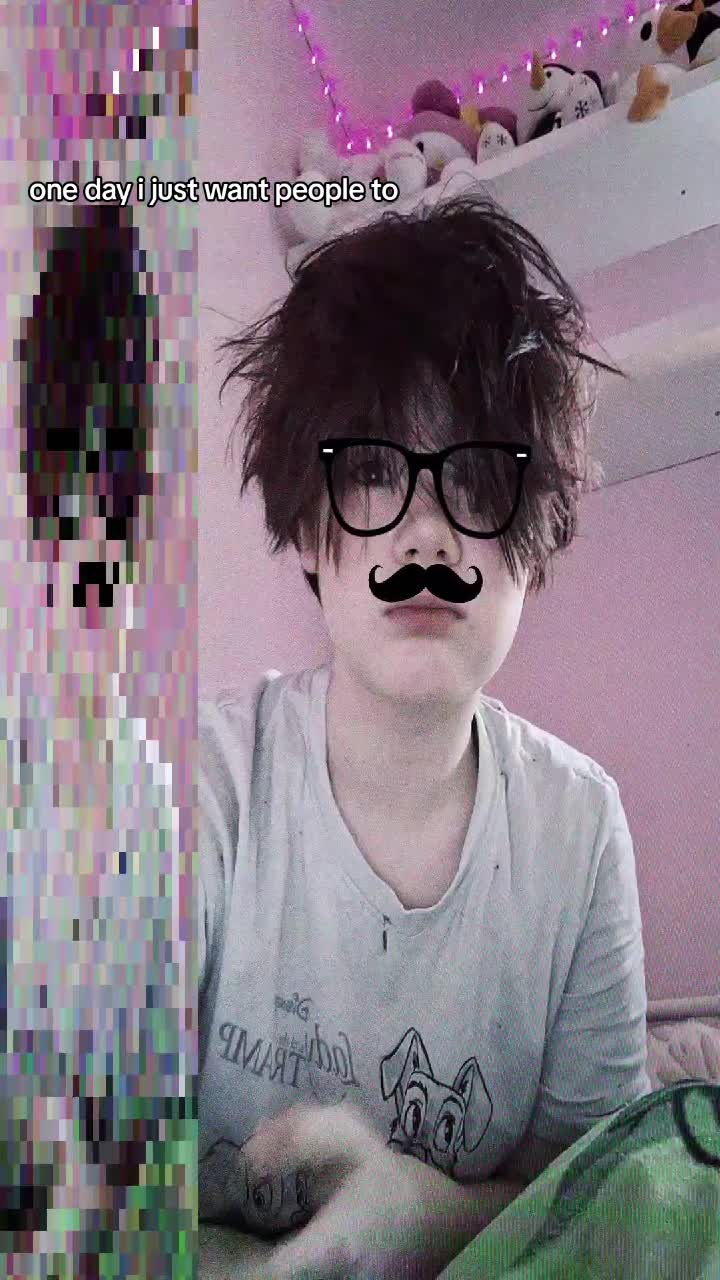@♬~Asher~♬ (READ BIO)