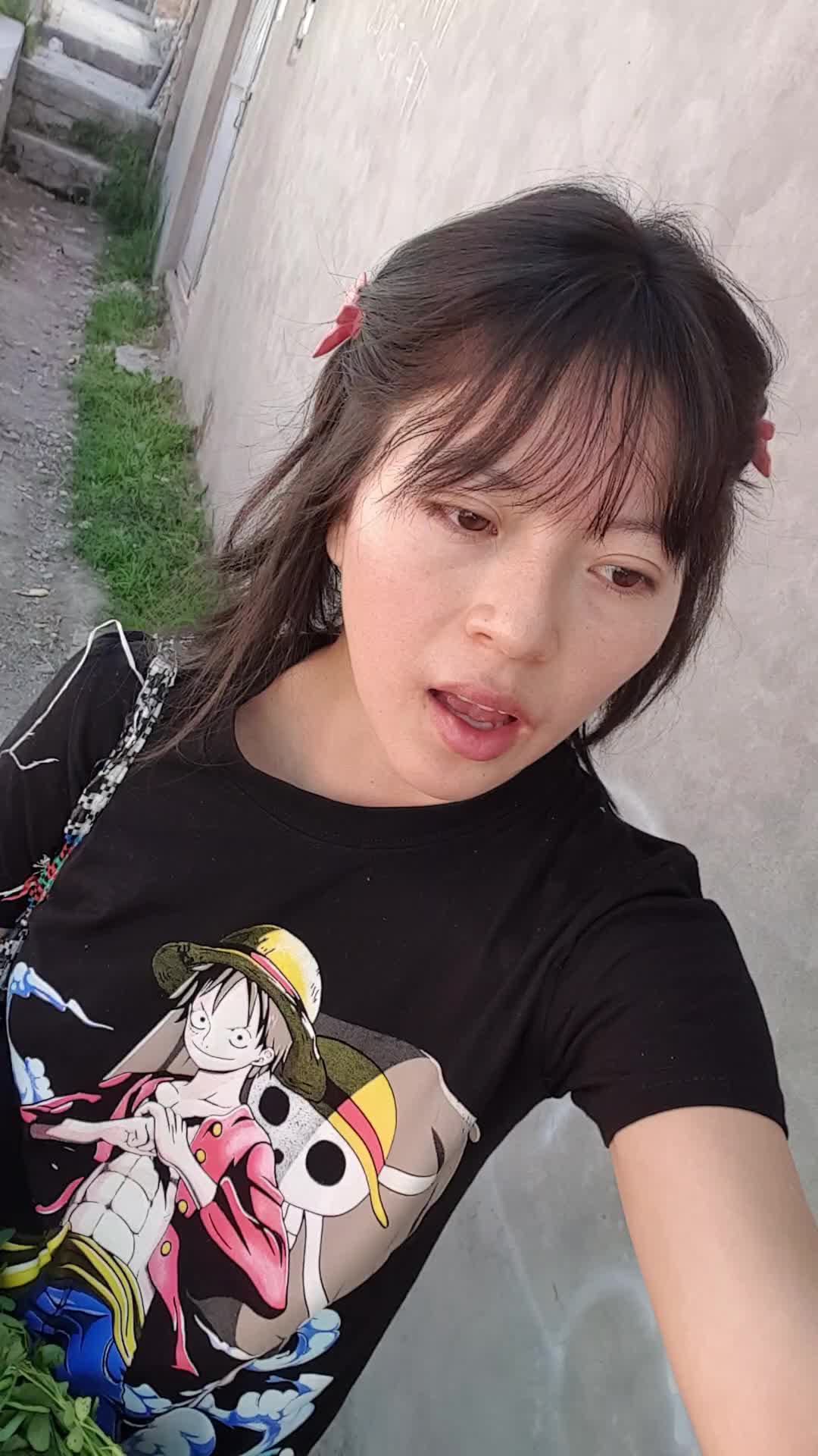 @Naydú🖤🌱
