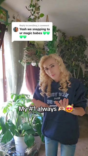 @Jewelzz