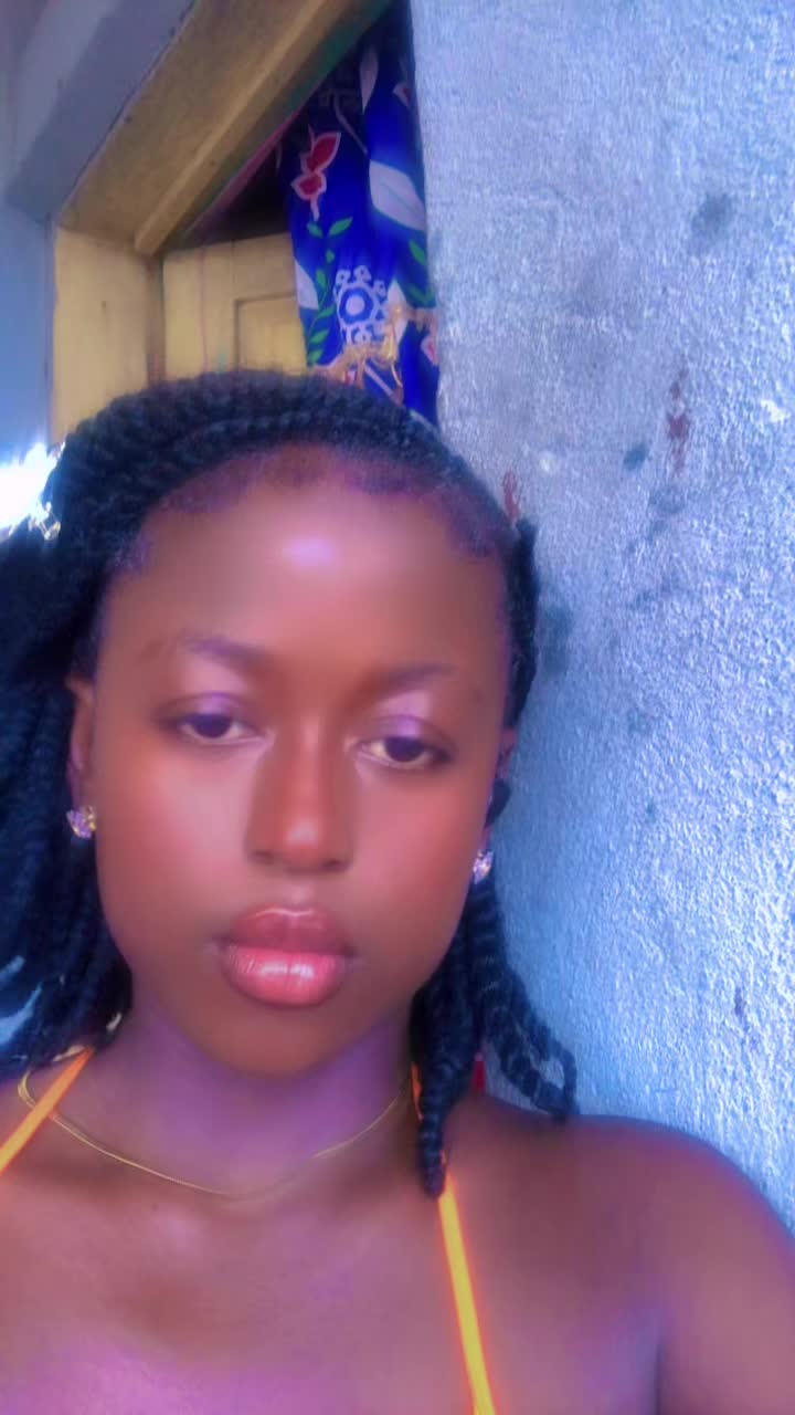 @memunatu sesay