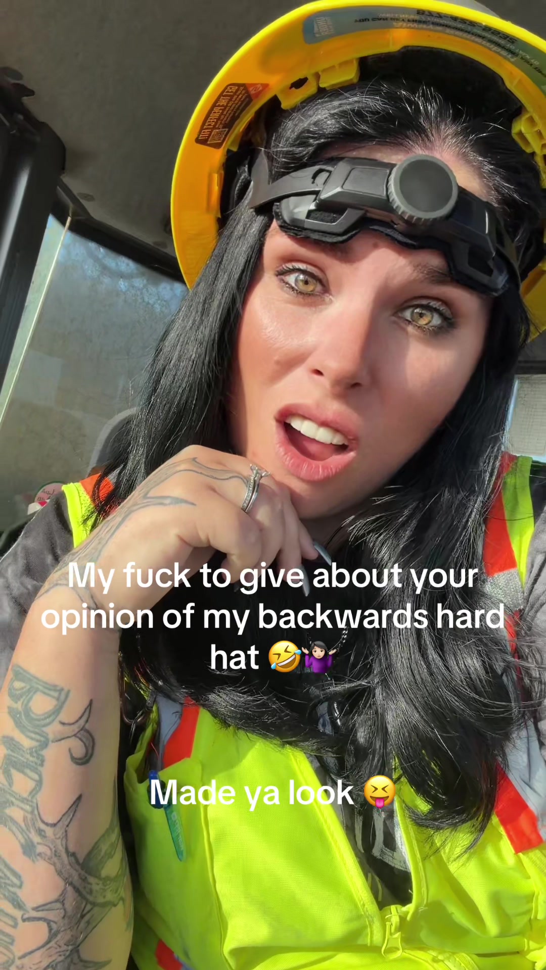 @BLUE_COLLAR_BADDIE22