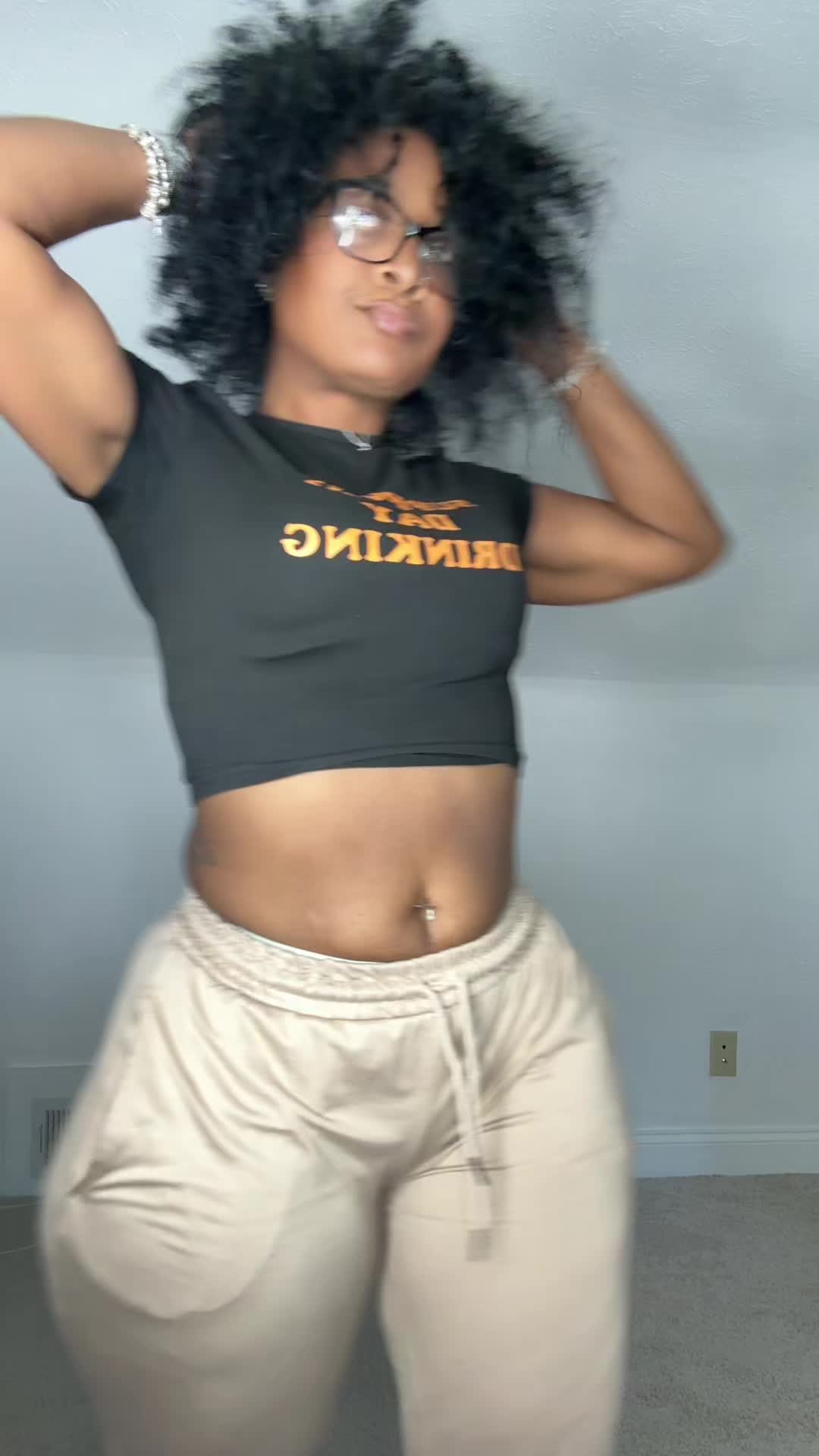 @Zimaluv a.k.a. Mz.Hipz