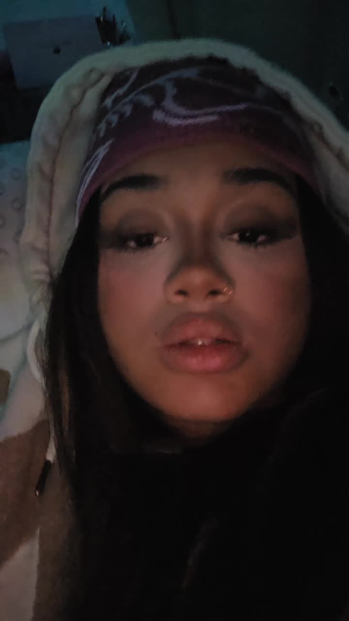 @Ayoko
