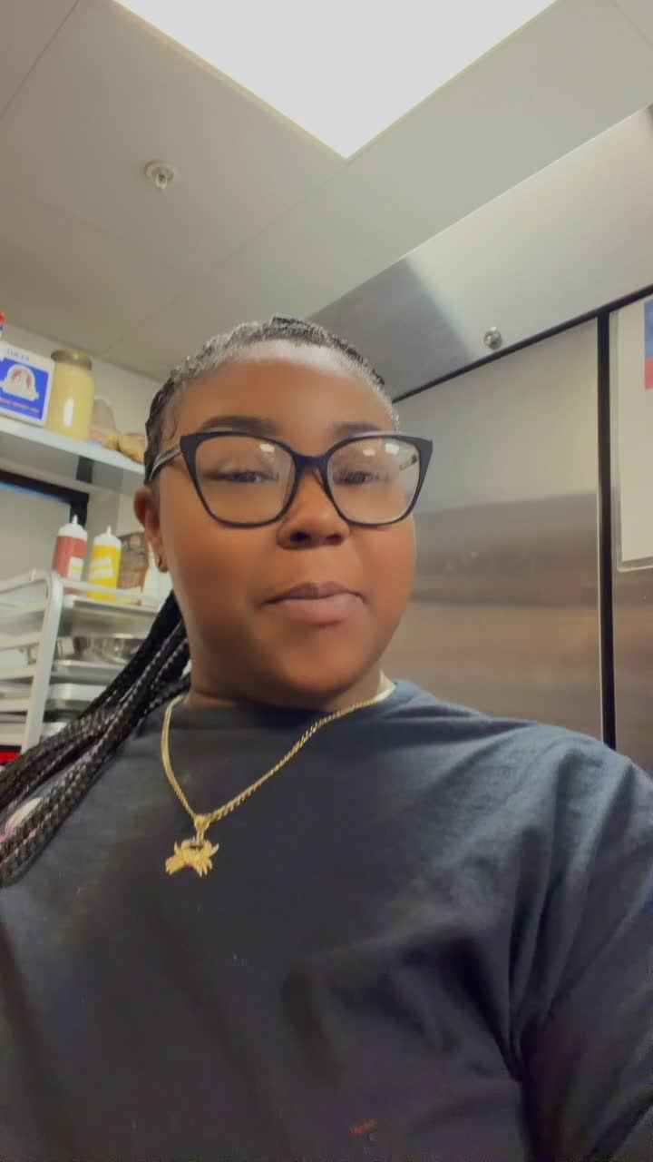 @trapladytana