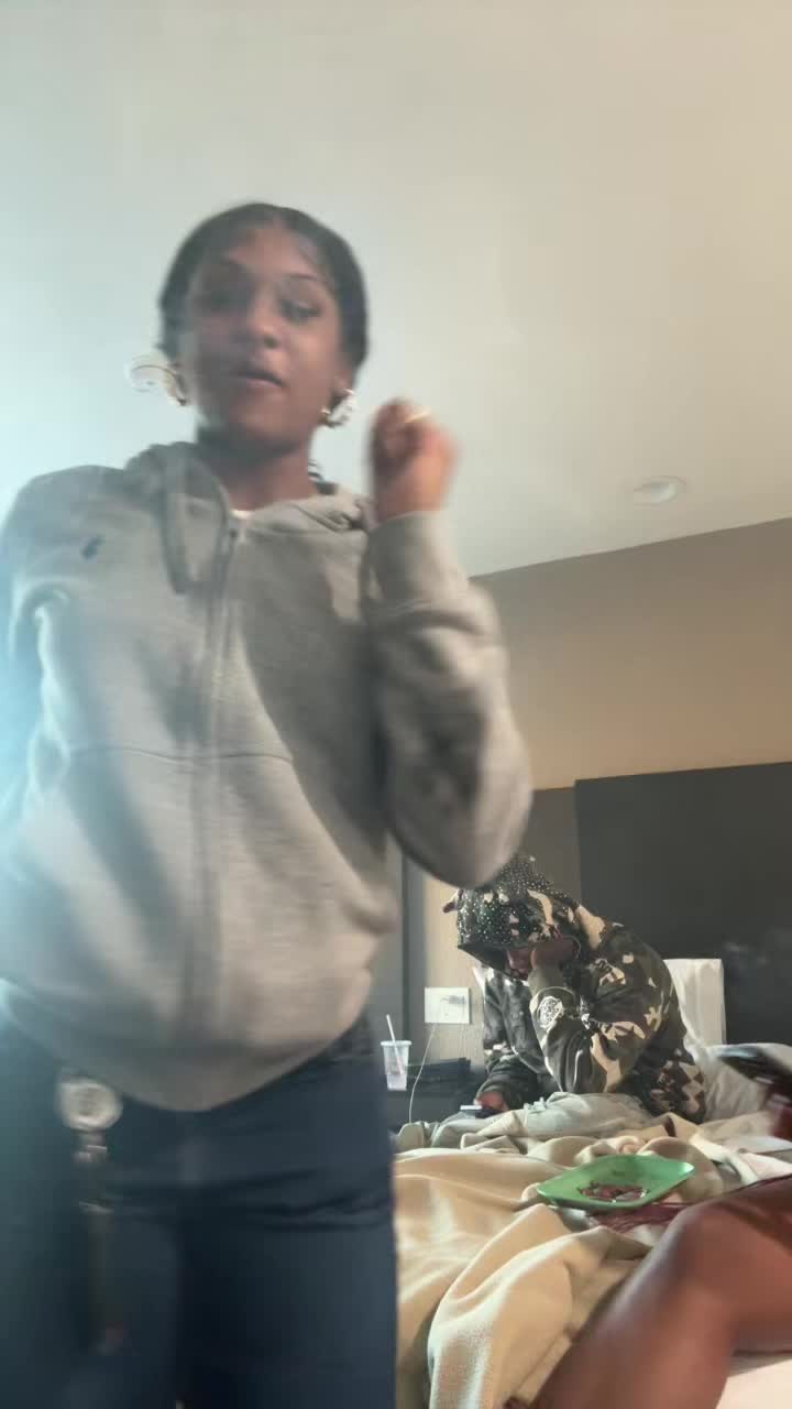 @br9nd1_