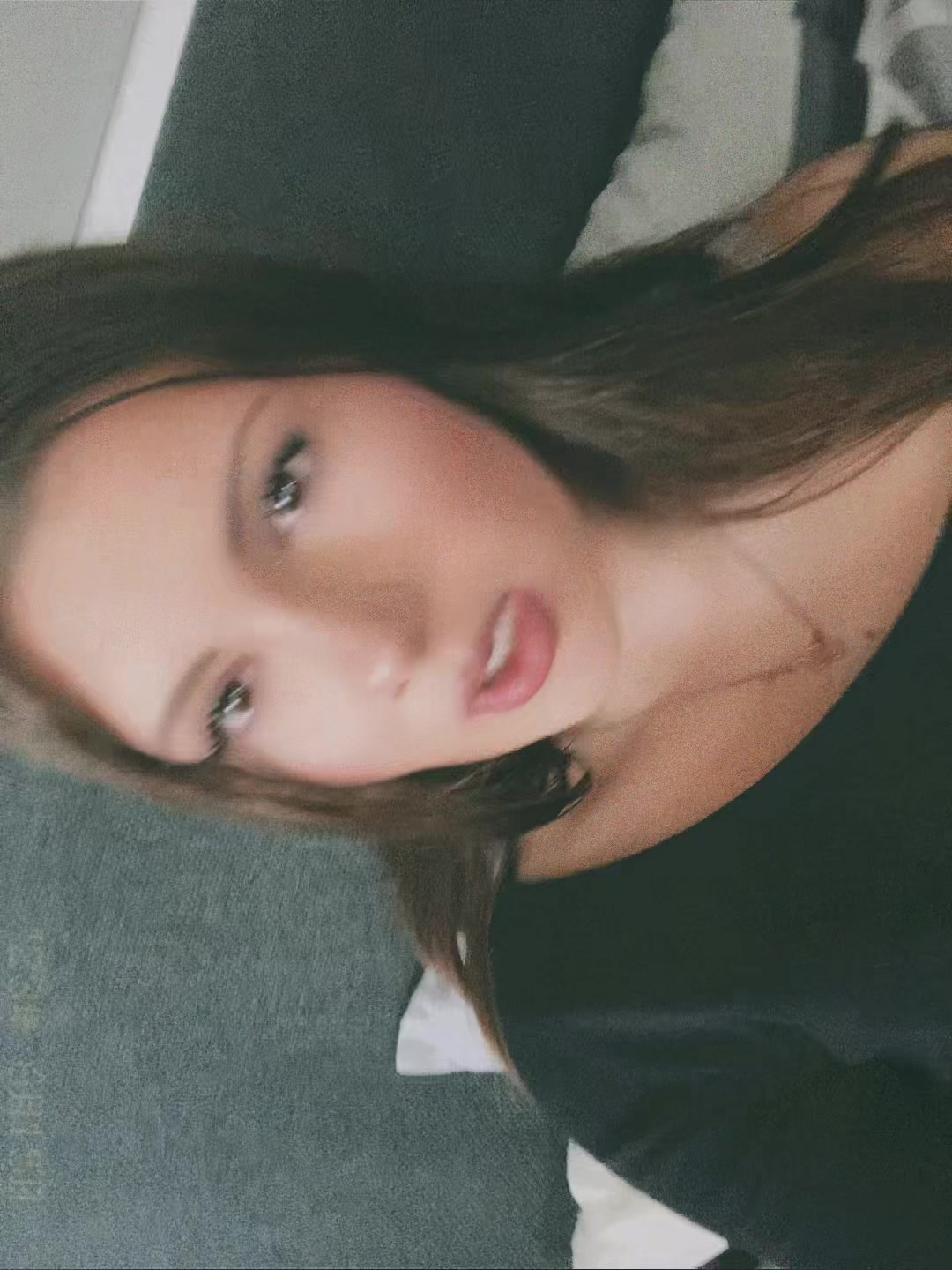 @anni