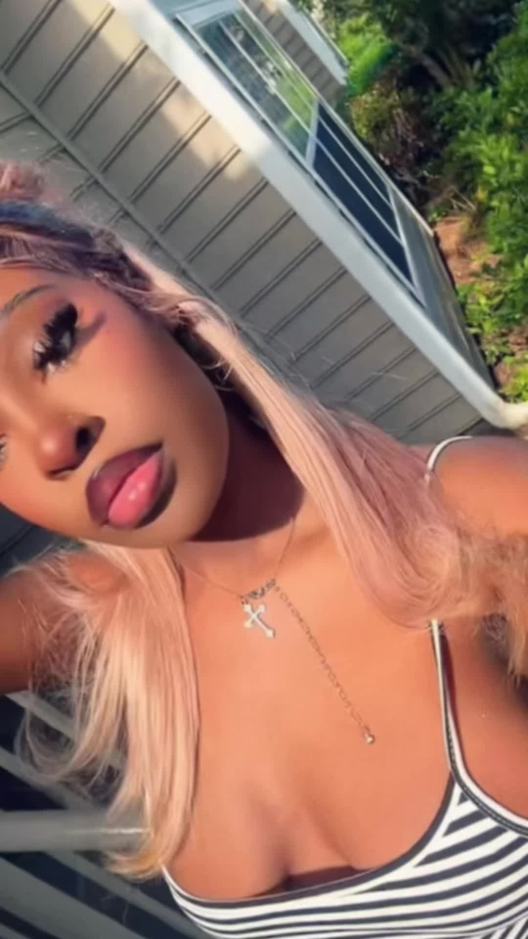 @Mari