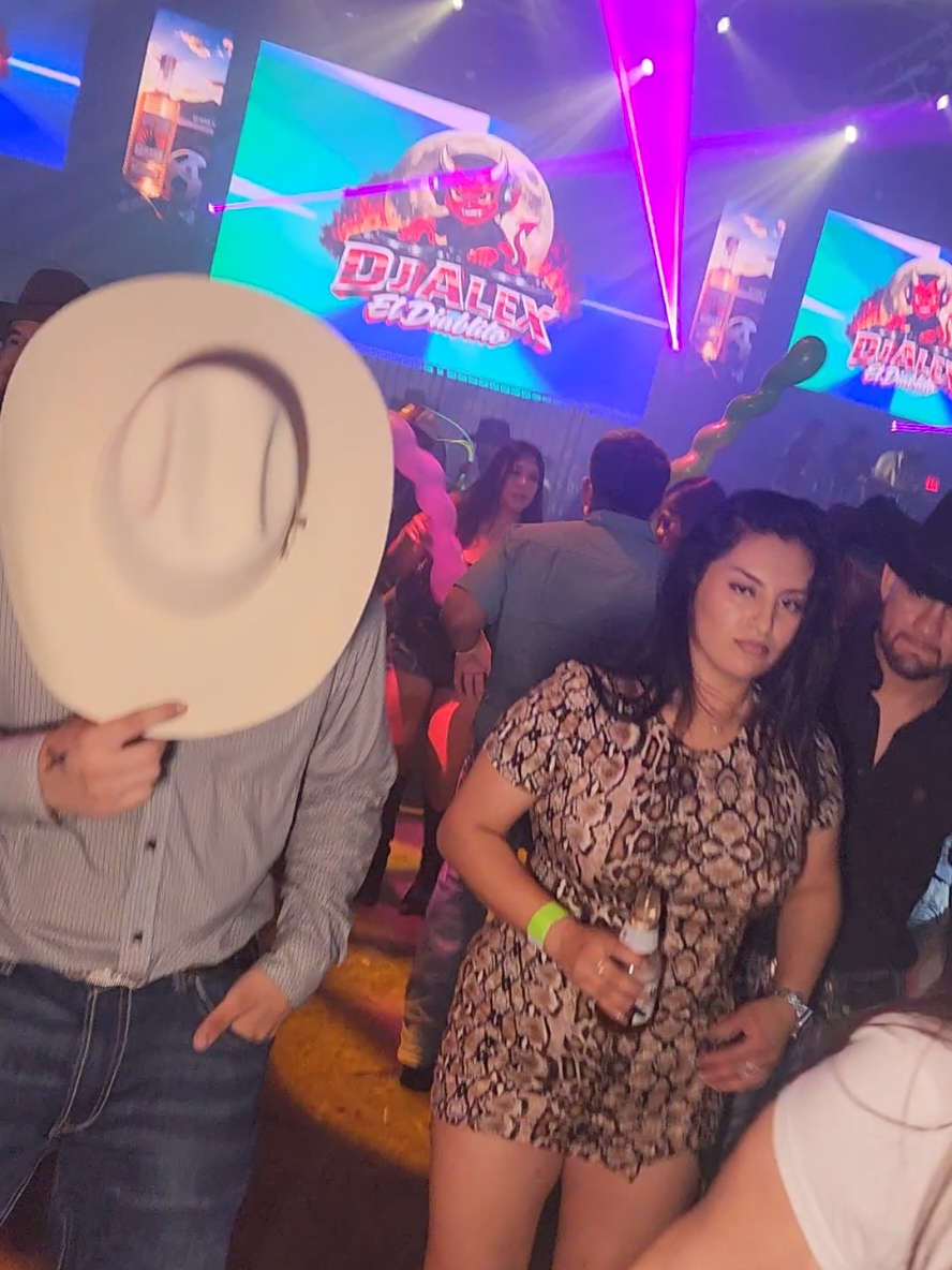 @escapade2001houston