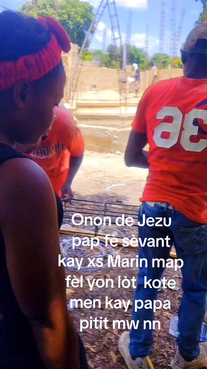 @Mayou b&egrave;l tifi 😁😁😁