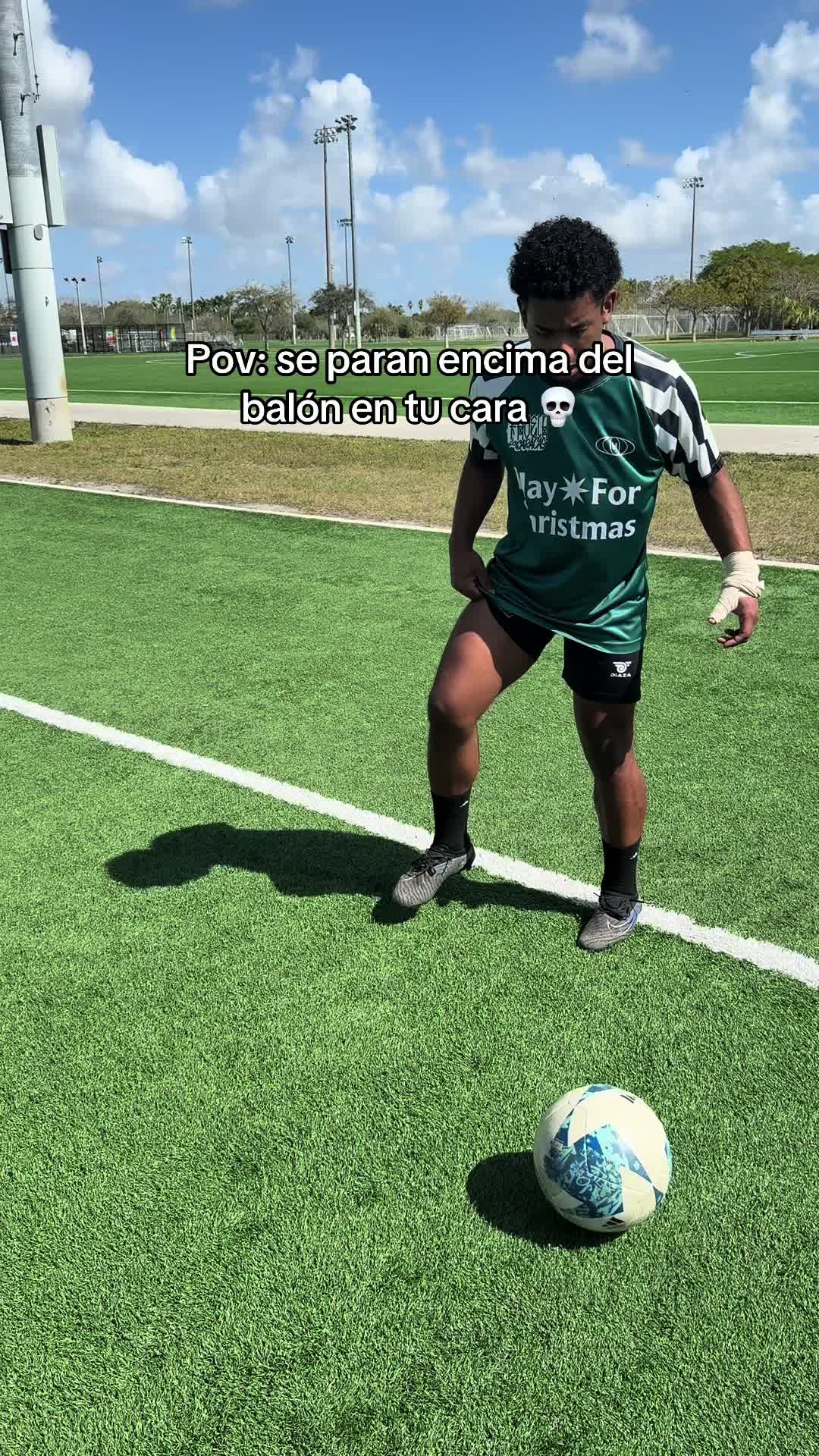 @César Luján