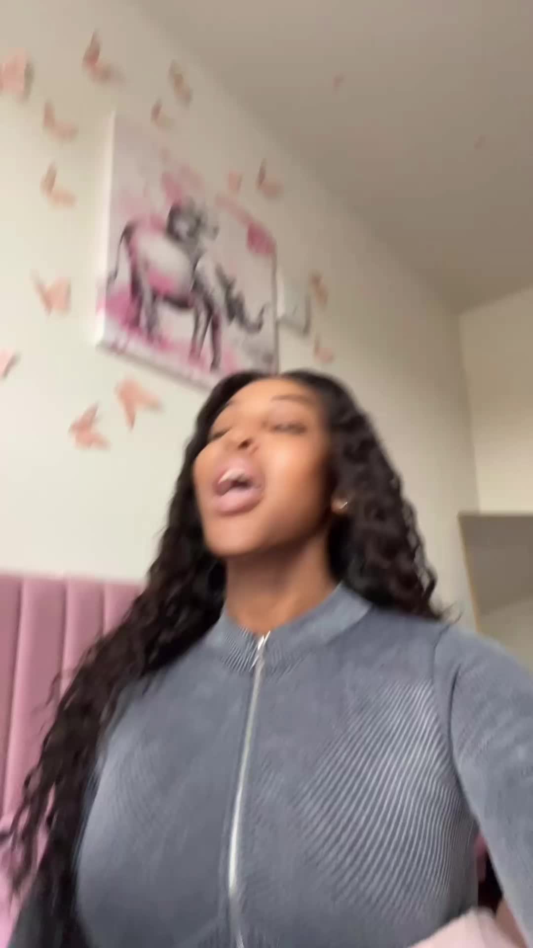 @Chantestory